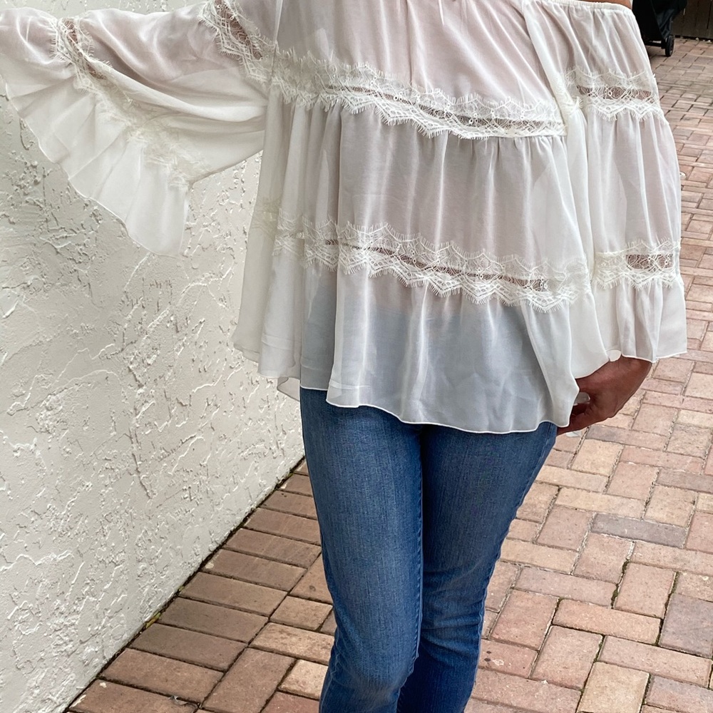 Boho top-sheer with lace.  Best worn on shoulders. - Picture 10 of 10